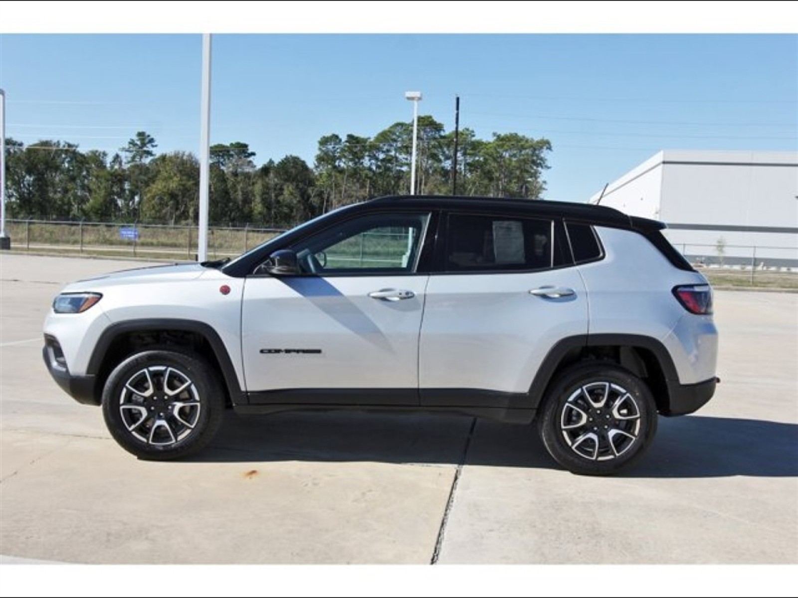 2024 Jeep Compass Trailhawk  at Robbins Nissan