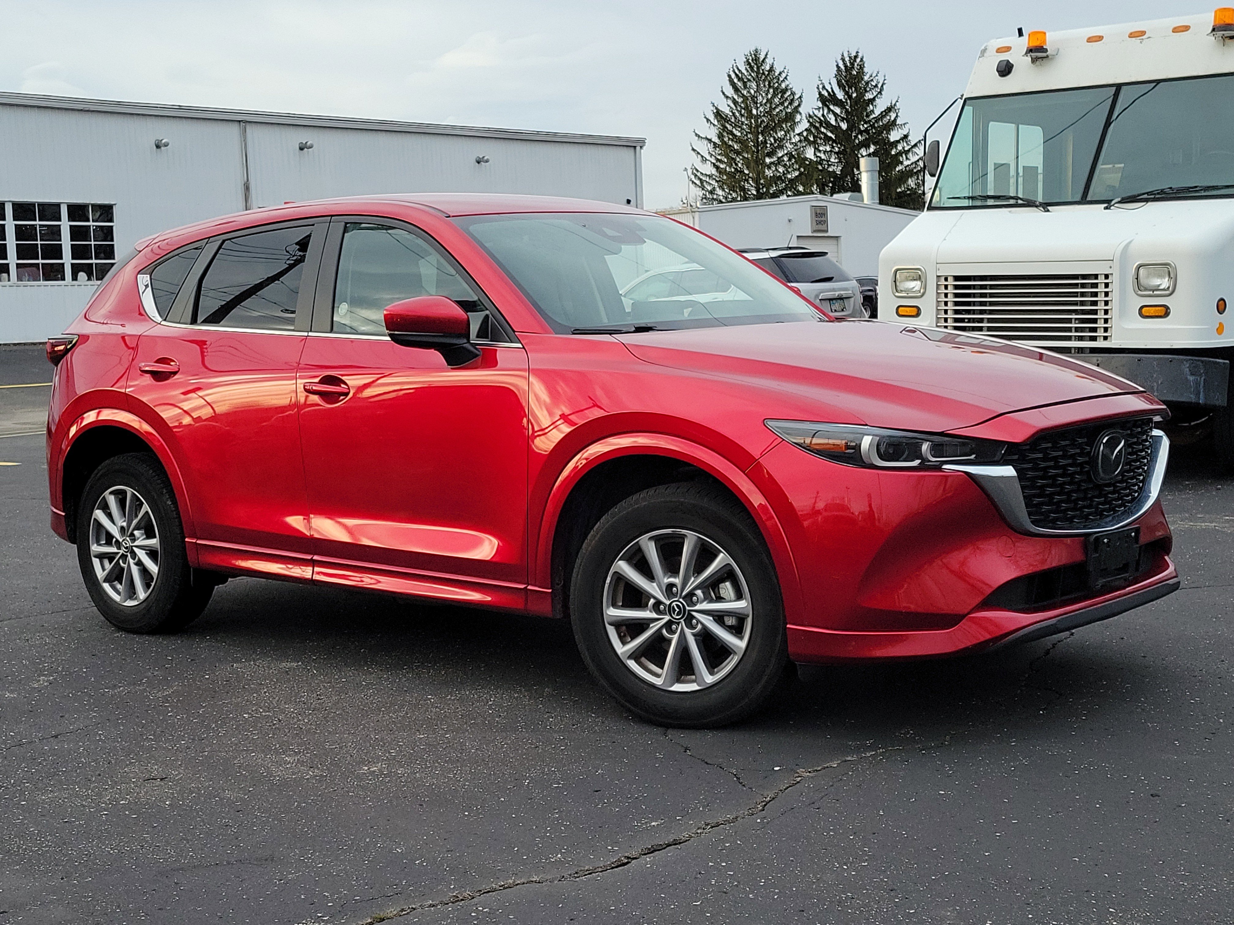 2024 Mazda CX-5 Base's photo