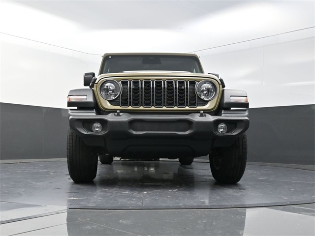 2025 Jeep Wrangler Sport S photo 18