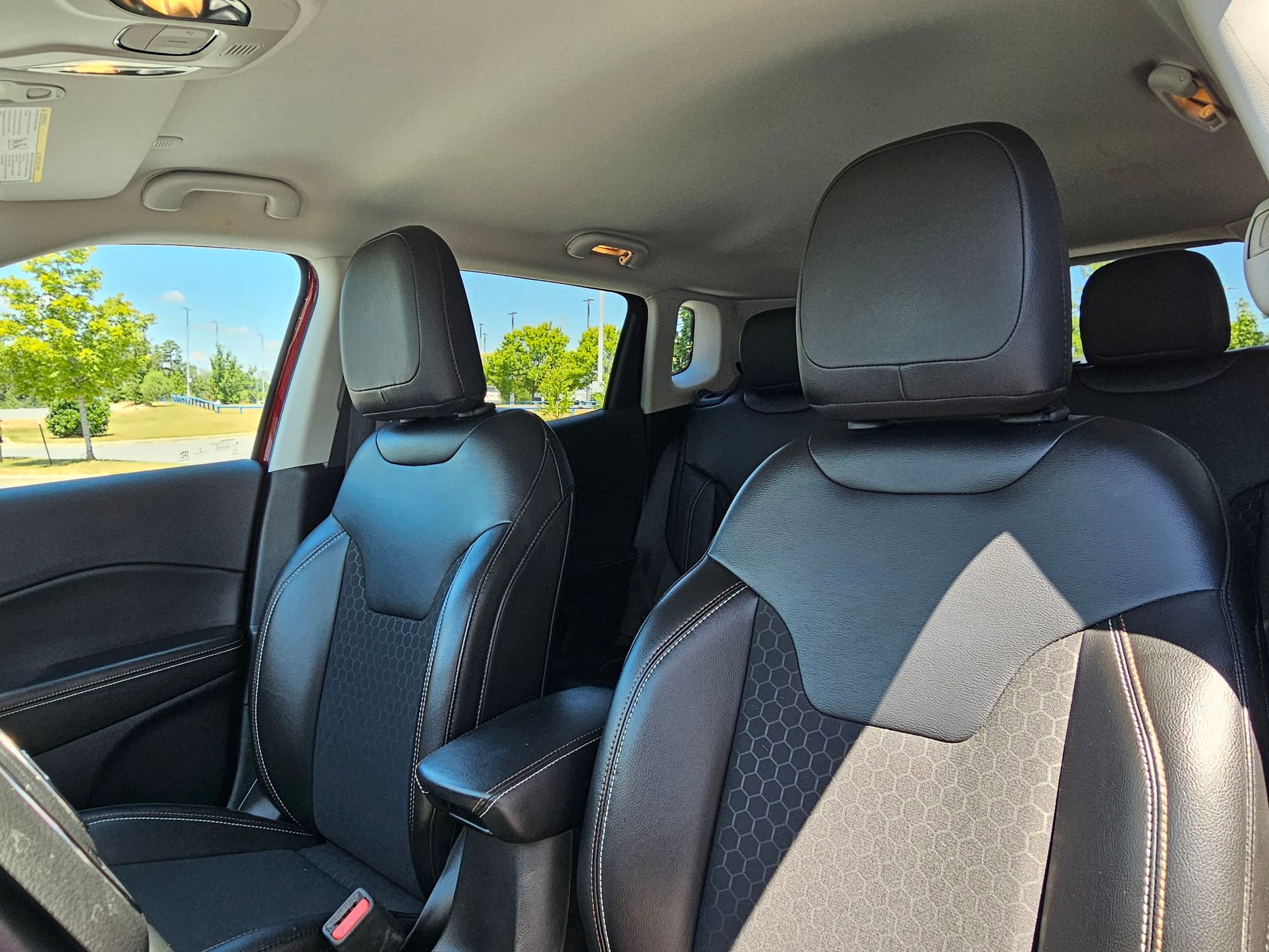 2021 Jeep Compass Latitude photo 20