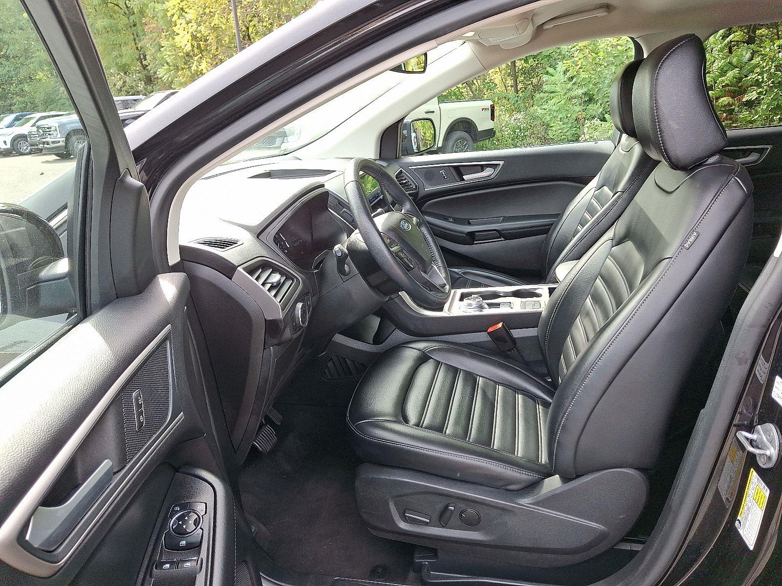 2024 Ford Edge SEL photo 13