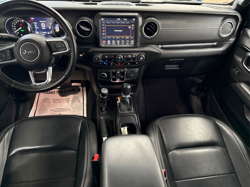 2022 Jeep Wrangler Unlimited Sahara 4xe photo 21