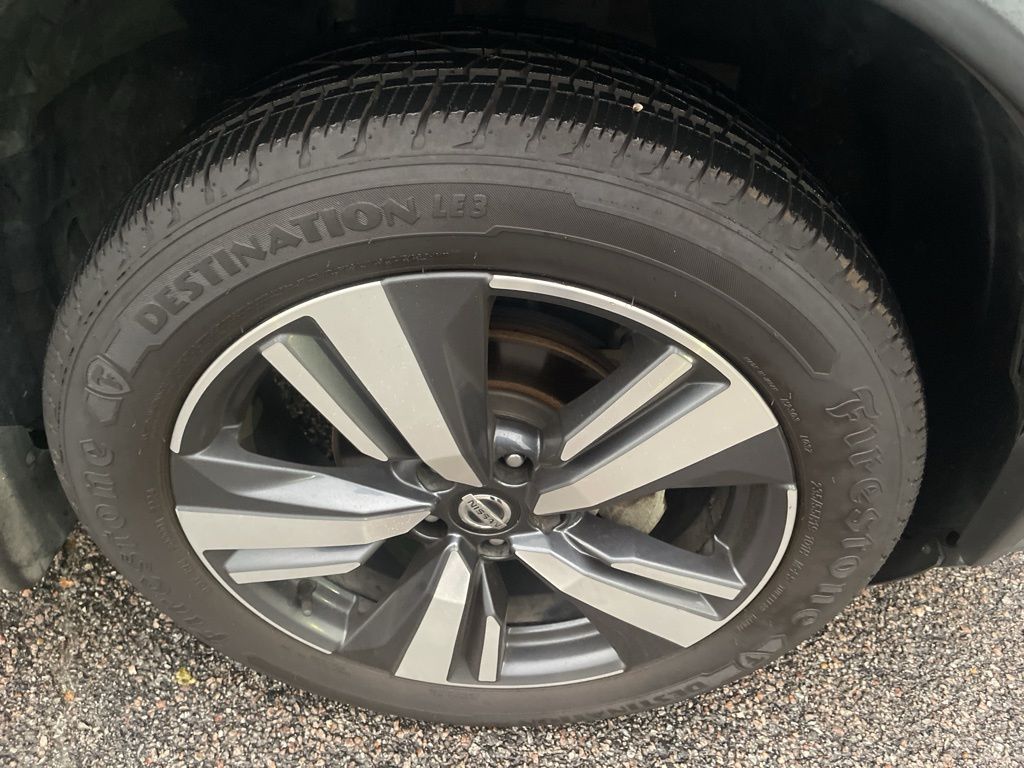 2021 Nissan Rogue SL photo 14