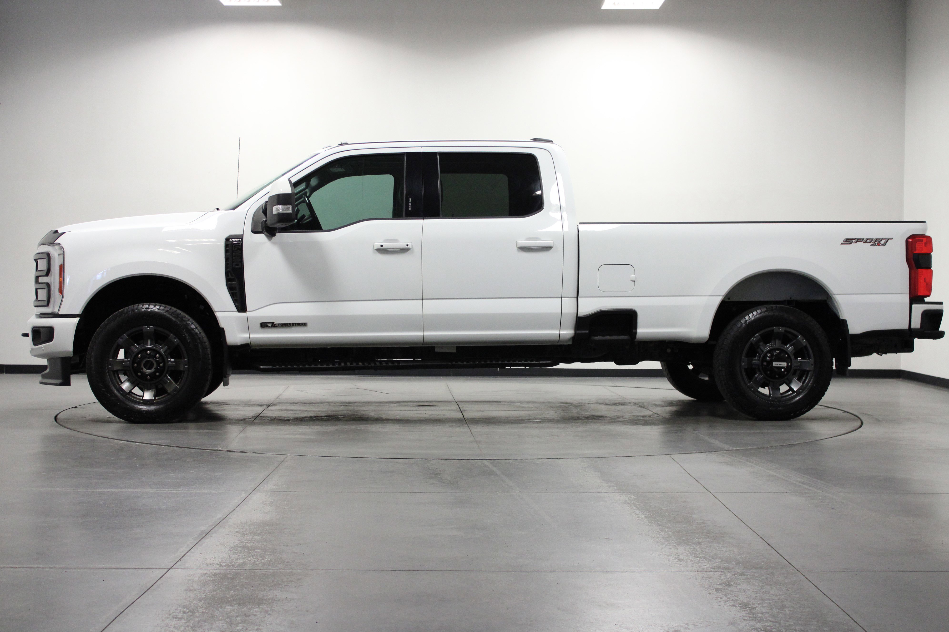 2023 Ford F-250 Lariat photo 6