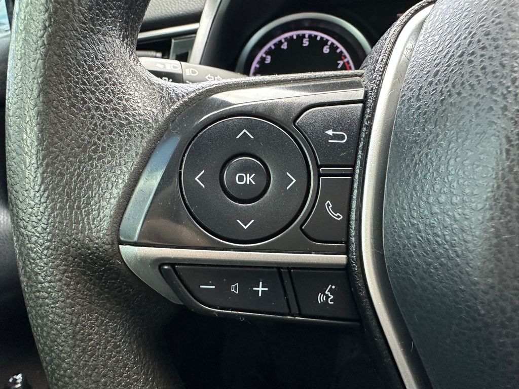 2021 Toyota Camry LE photo 20