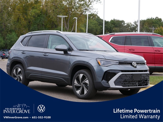 2025 Volkswagen Taos SE's photo