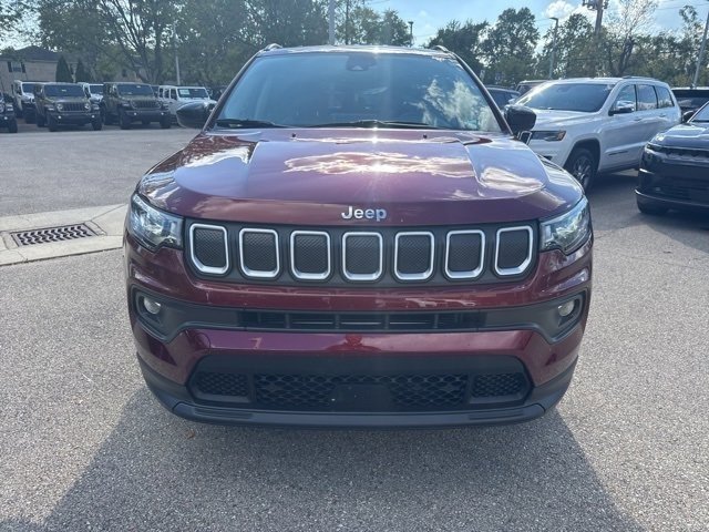 2022 Jeep Compass North Edition Latitude photo 2