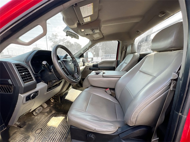 2017 Ford F-450 photo 8