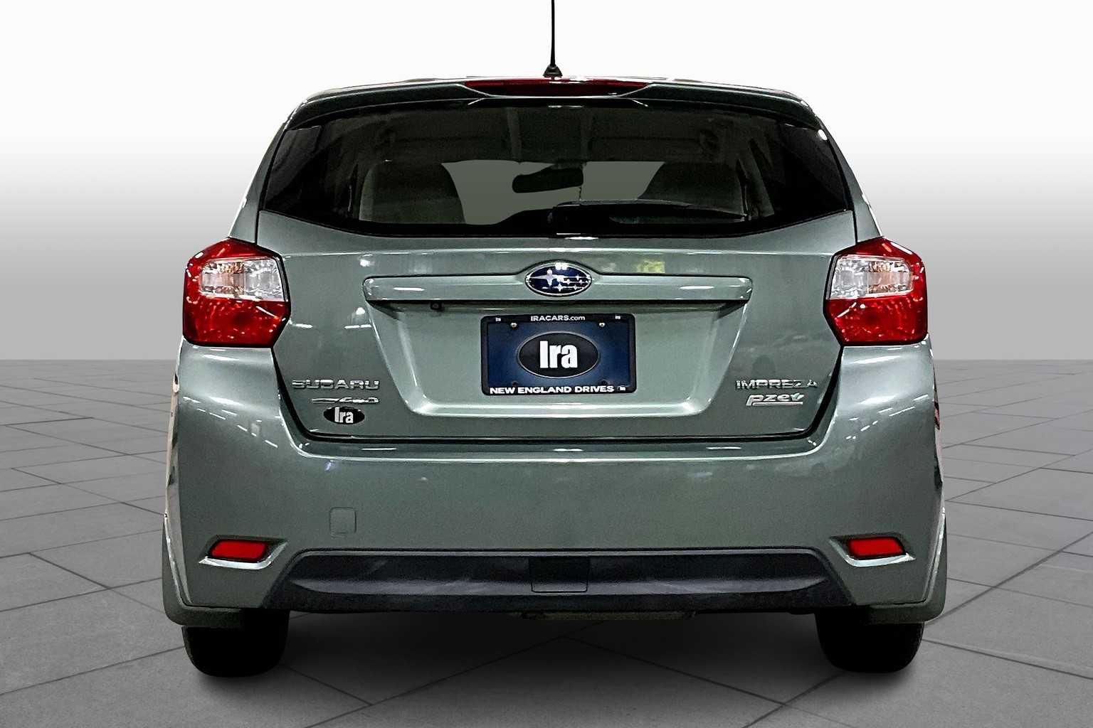 2015 Subaru Impreza 2.0i photo 4