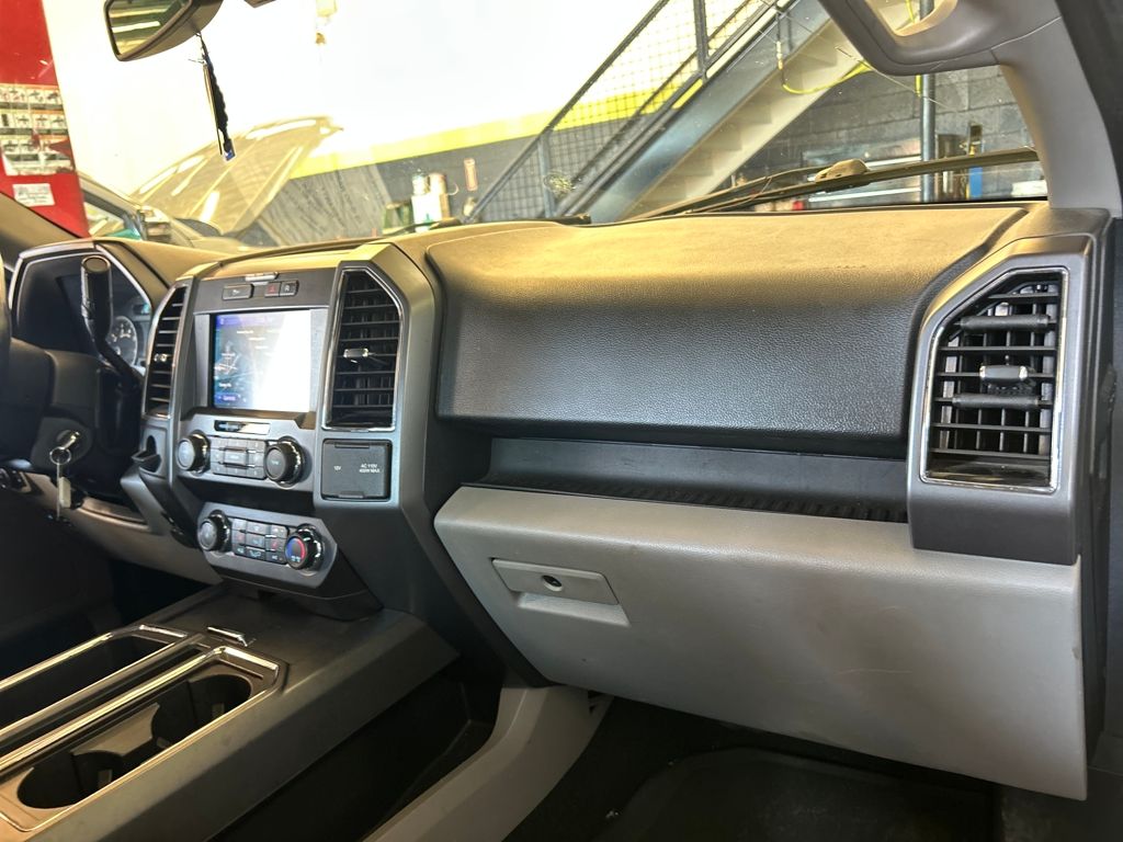 2019 Ford F-150 XLT photo 10