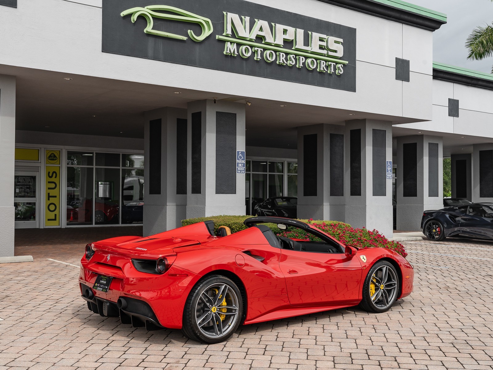 2019 Ferrari 488 Spider photo 36