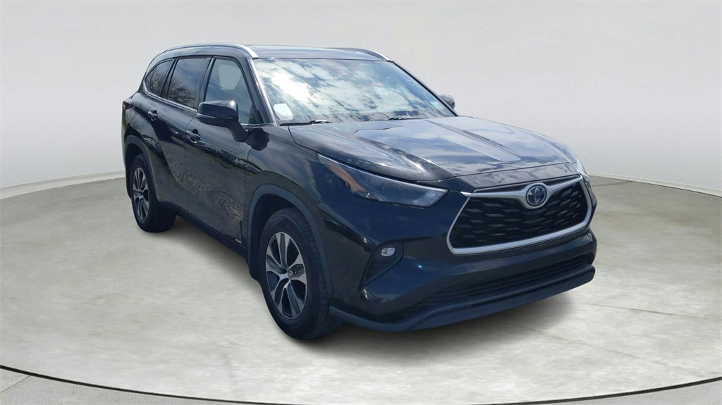 2022 Toyota Highlander XLE's photo