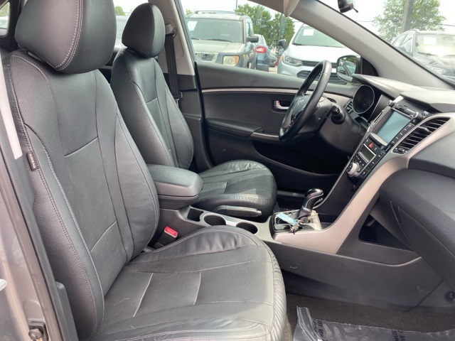 2016 Hyundai Elantra GT Base photo 25