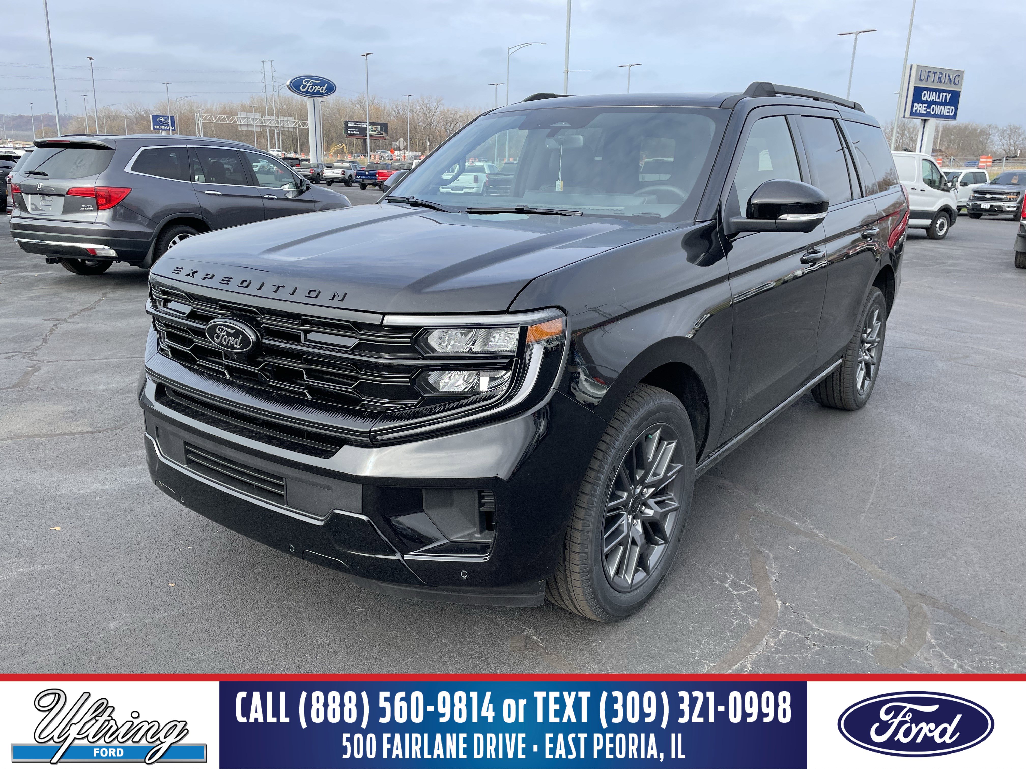 2025 Ford Expedition Platinum's photo