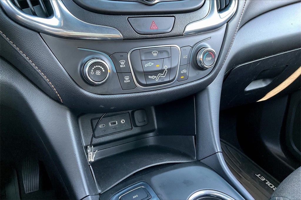 2019 Chevrolet Equinox LT photo 11