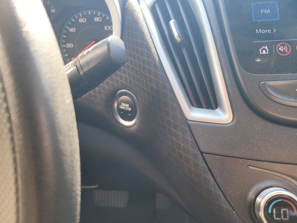 2024 Chevrolet Malibu 1LT photo 18