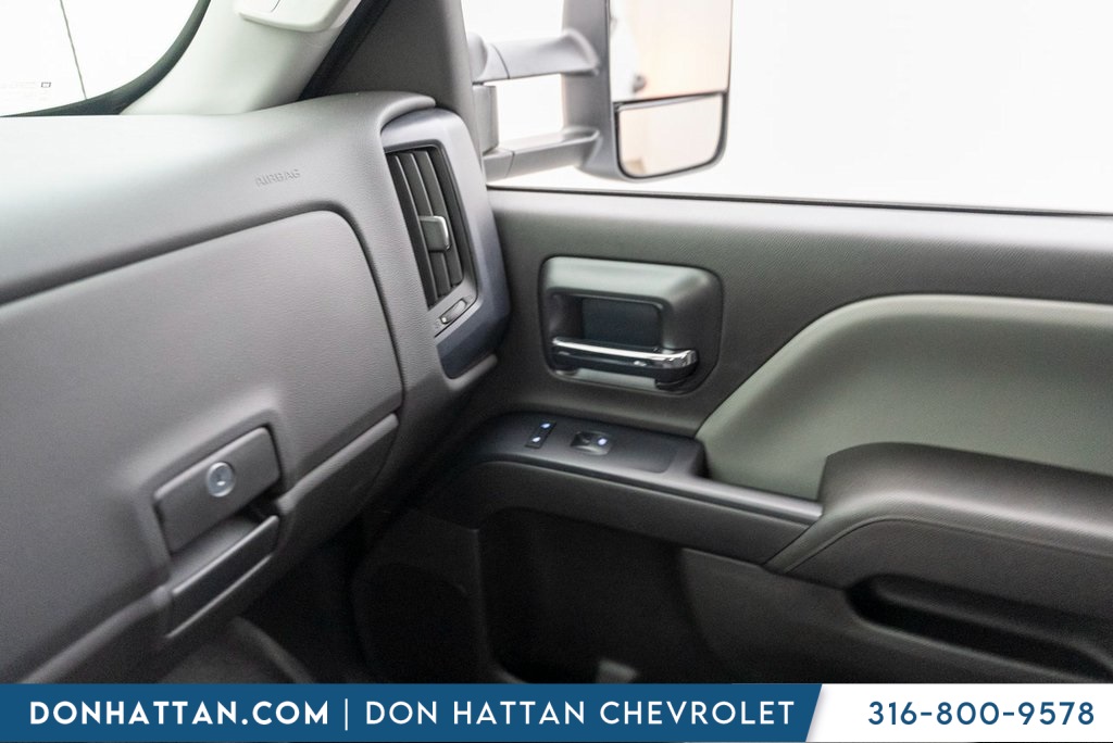 2024 Chevrolet Silverado 4500HD Work Truck photo 15