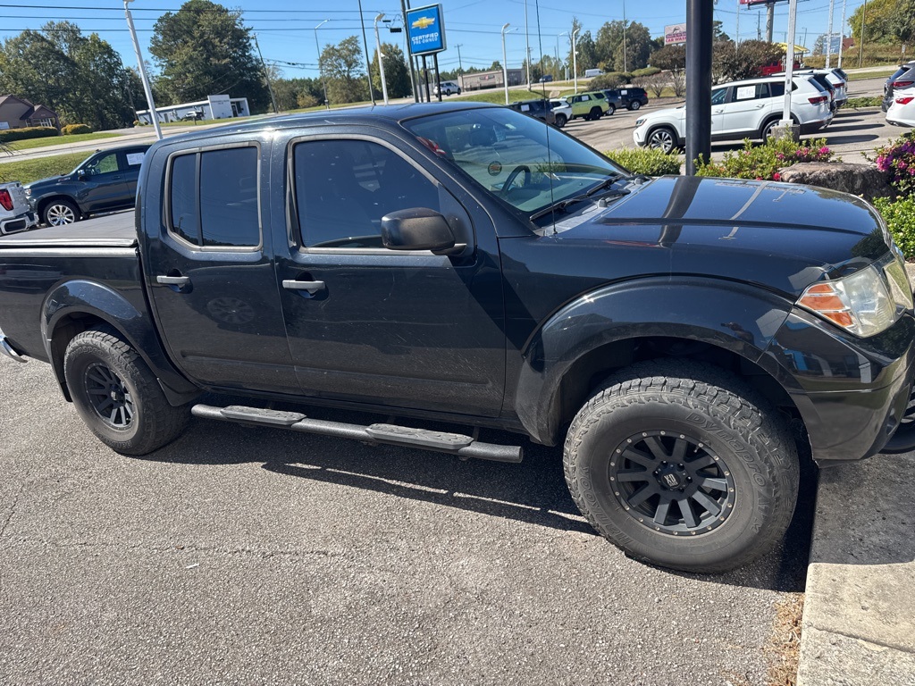 2019 Nissan Frontier SV photo 3