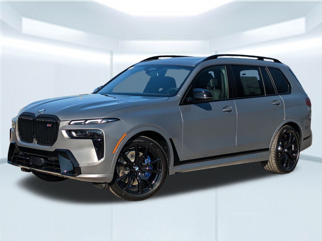 2026 BMW X7 M60i's photo
