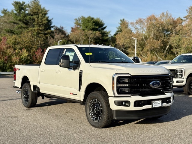 2026 Ford F-250 Super Duty Platinum's photo