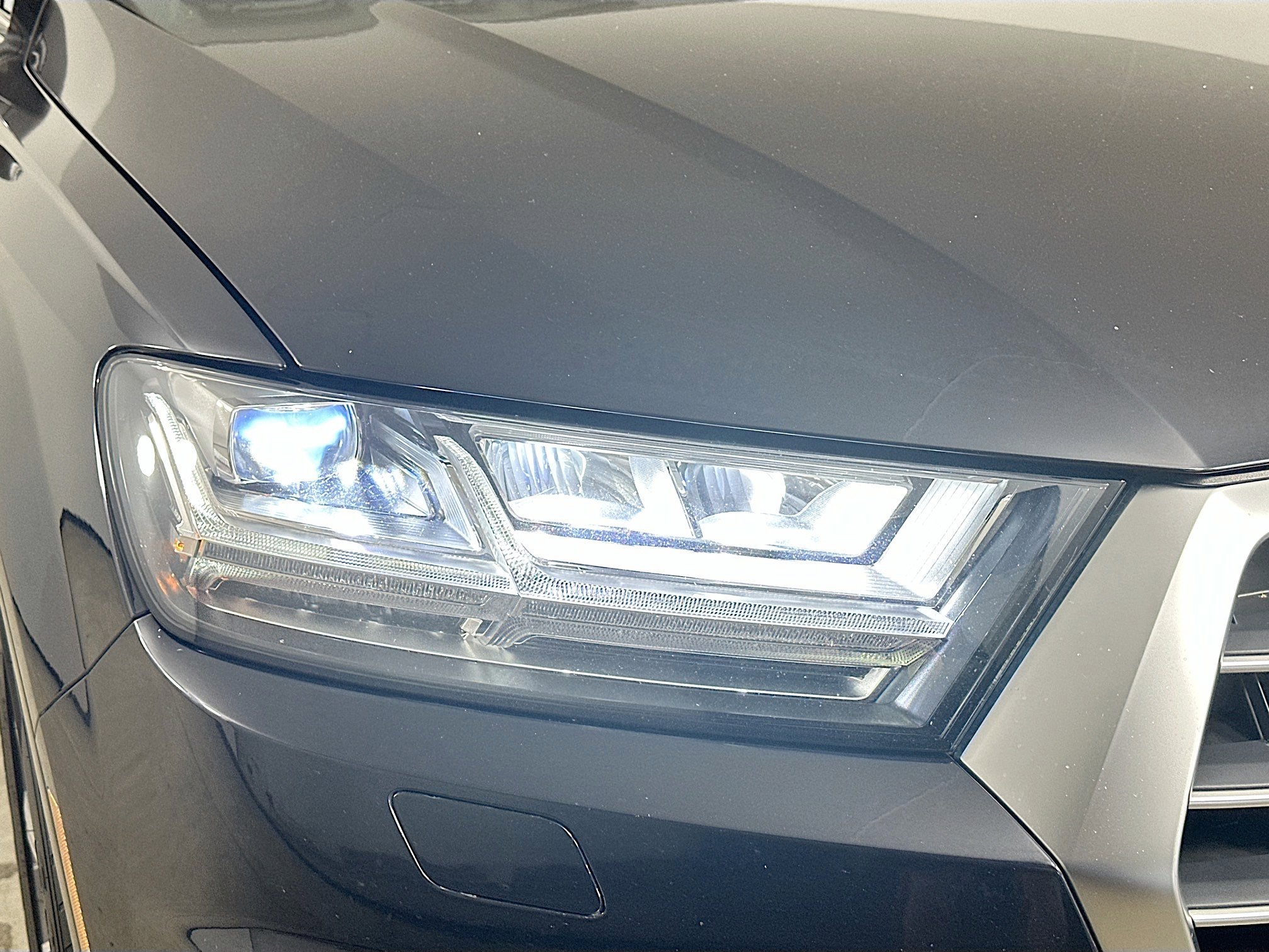 2018 Audi Q7 3.0T Premium Plus photo 10