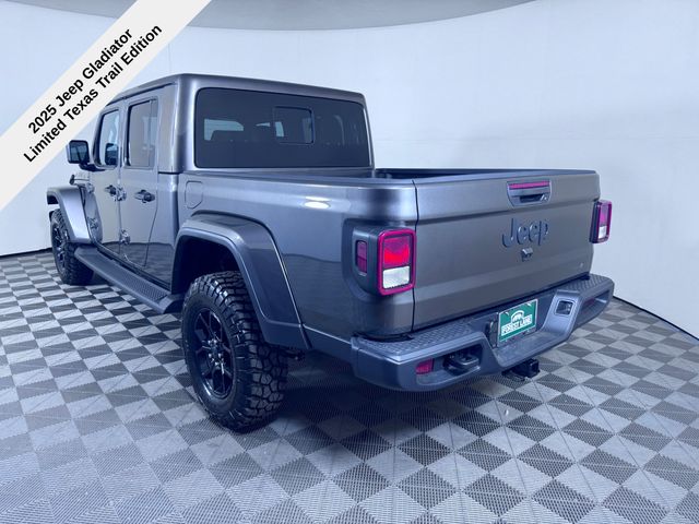 2025 Jeep Gladiator Sport Texas Trail photo 3