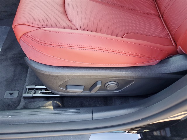 2026 Kia K5 GT-Line photo 9