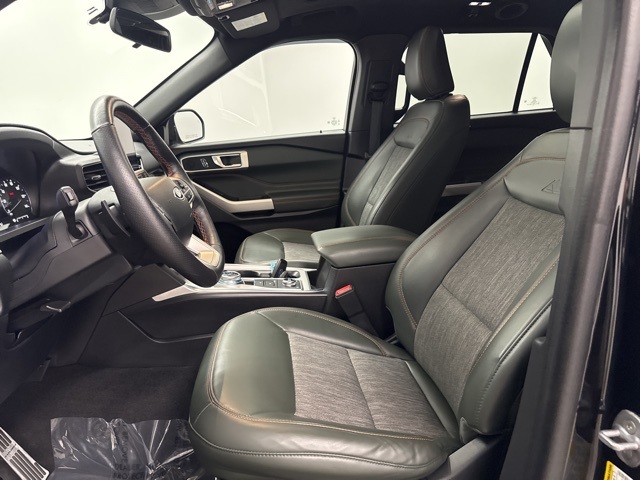 2022 Ford Explorer Timberline photo 2