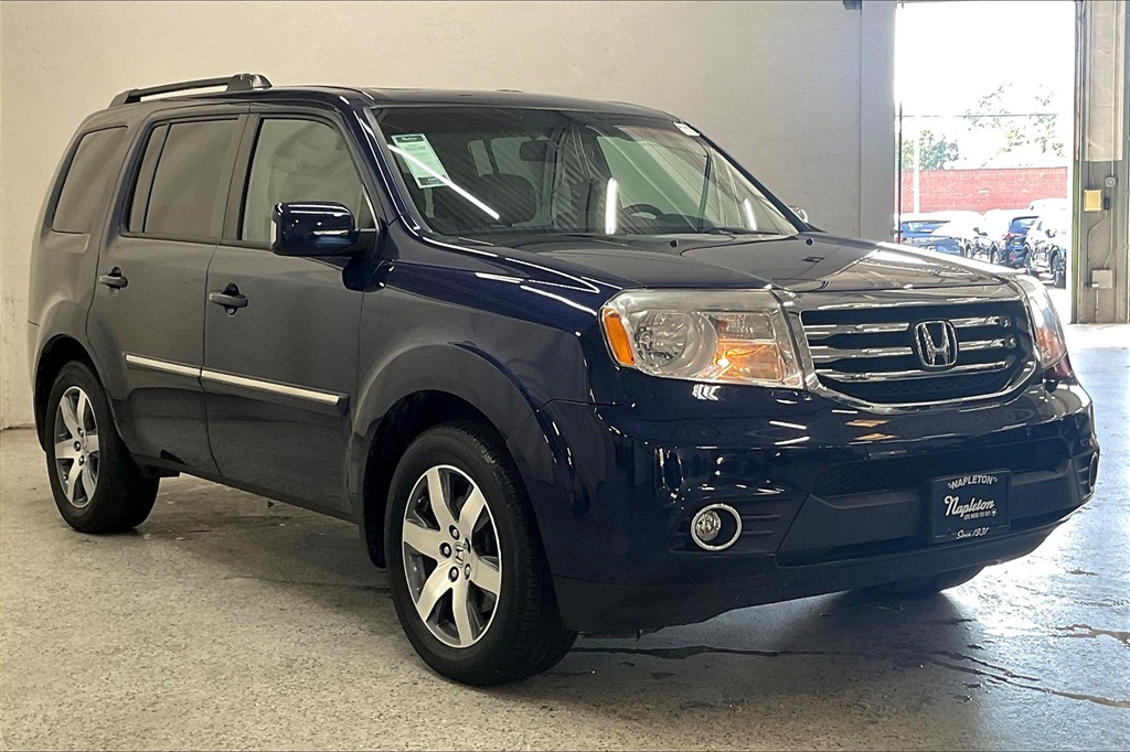 2013 Honda Pilot Touring photo 32