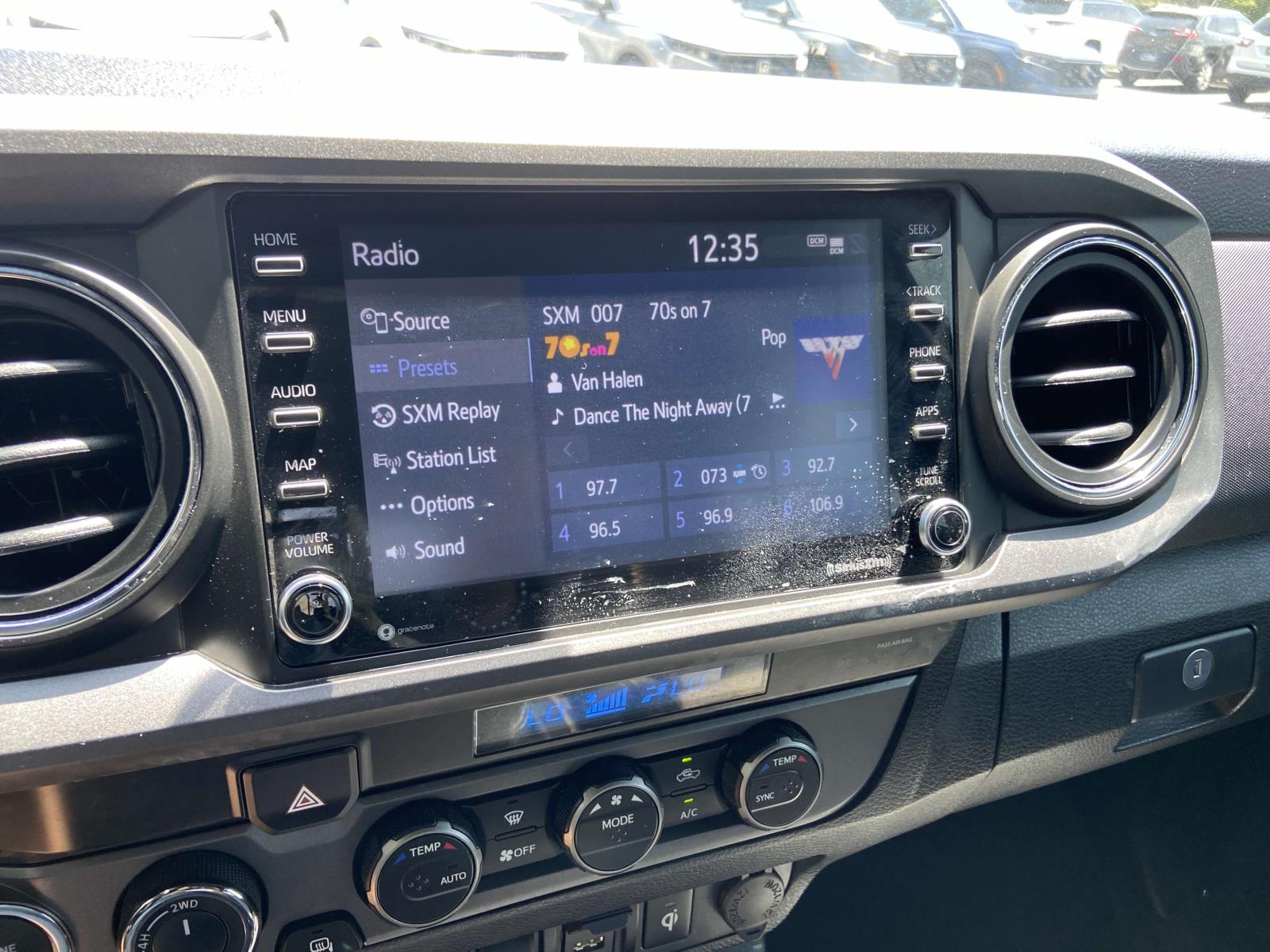 2021 Toyota Tacoma TRD Double Cab V6 photo 17