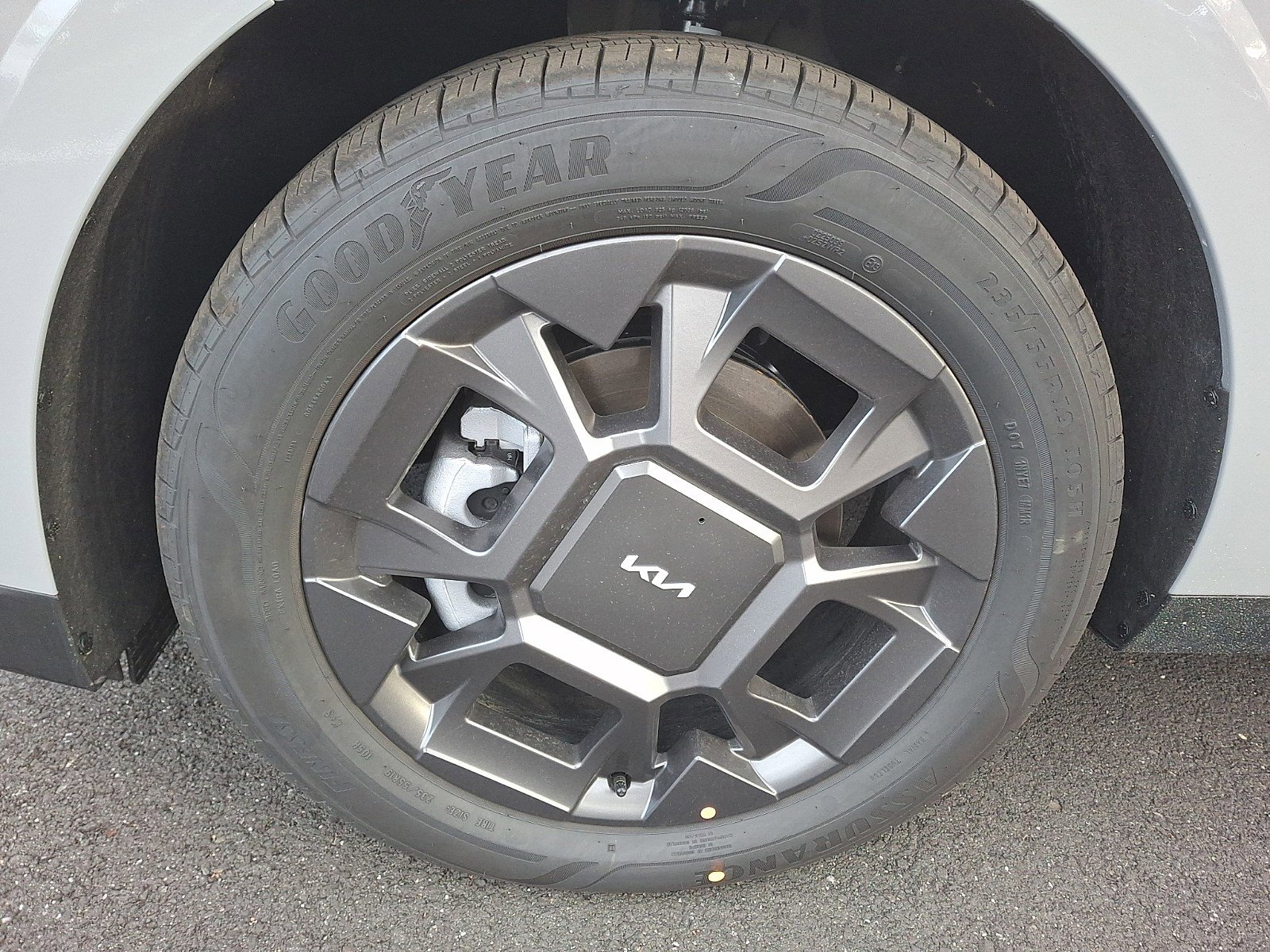 2026 Kia Carnival EX photo 4