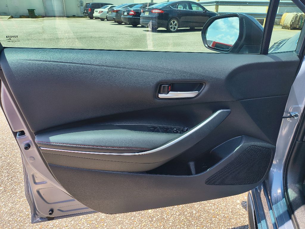 2024 Toyota Corolla SE photo 13