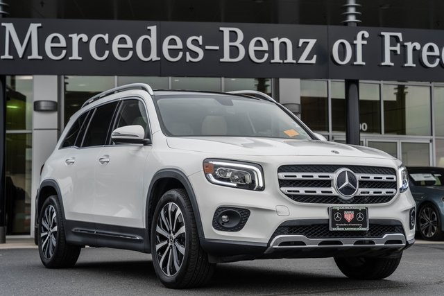 2023 Mercedes-Benz GLB Base's photo
