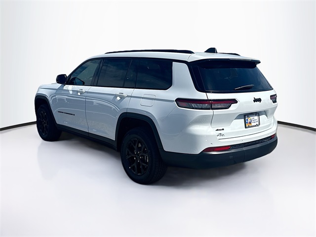 2025 Jeep Grand Cherokee Altitude X photo 3