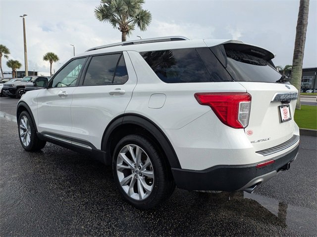 2022 Ford Explorer Platinum photo 3