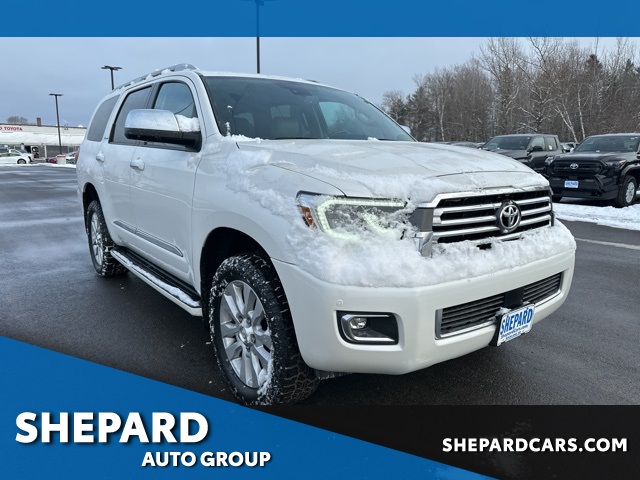 2020 Toyota Sequoia Platinum's photo