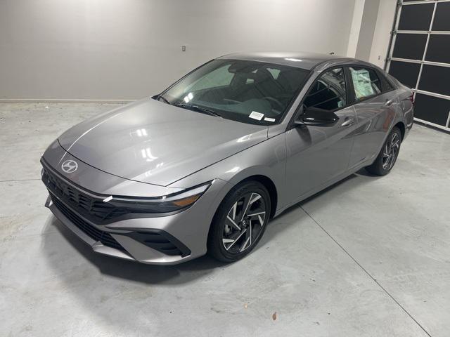 2025 Hyundai Elantra Hybrid SEL Sport photo 3