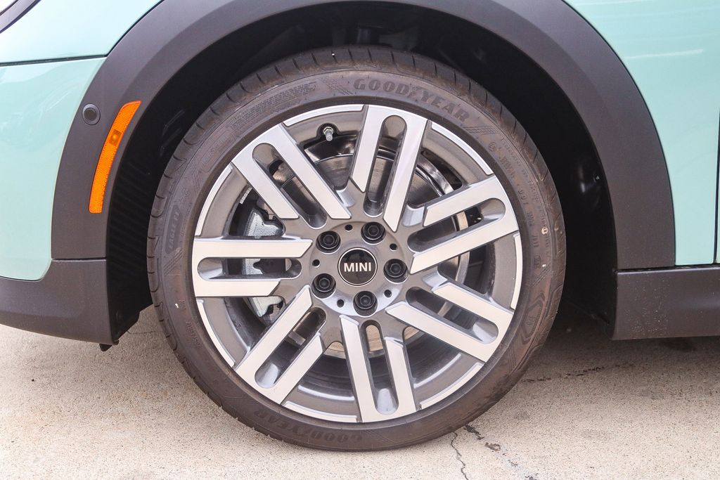2026 Mini Cooper 2 Door Hardtop Signature photo 10