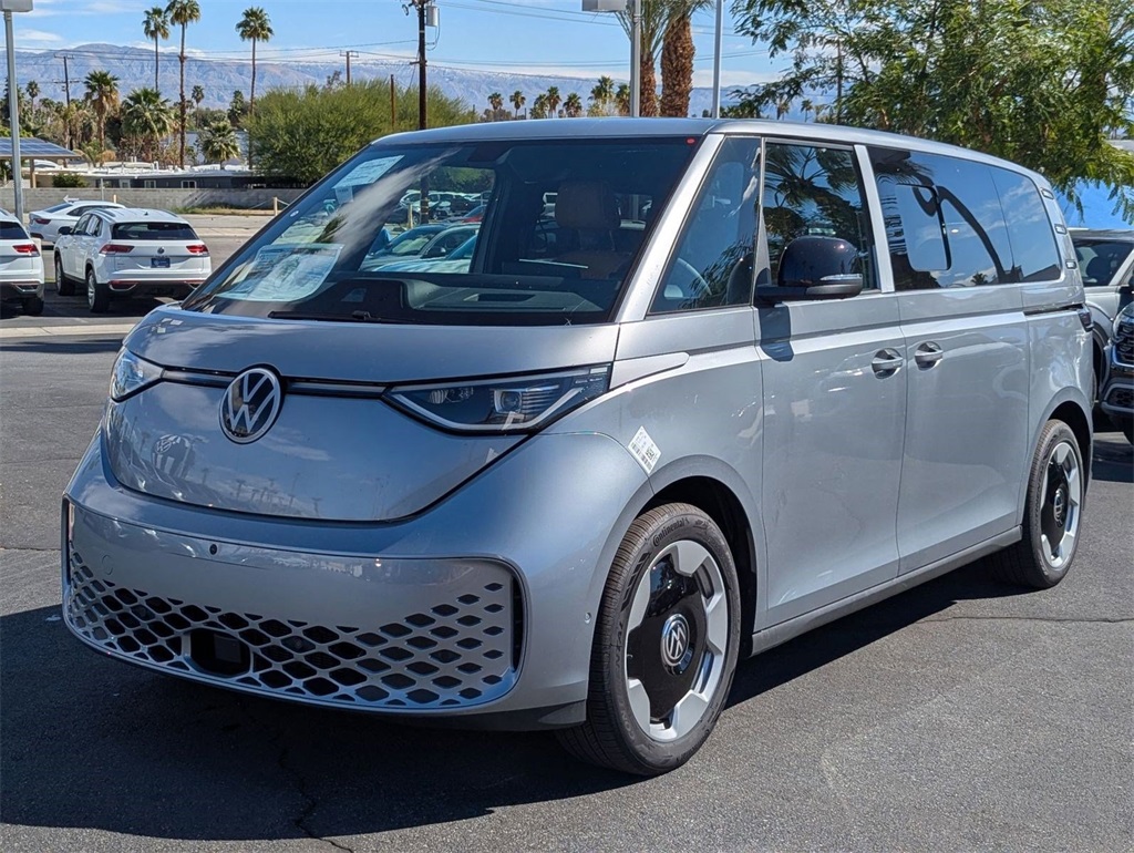 2025 Volkswagen ID. Buzz Pro Plus photo 8