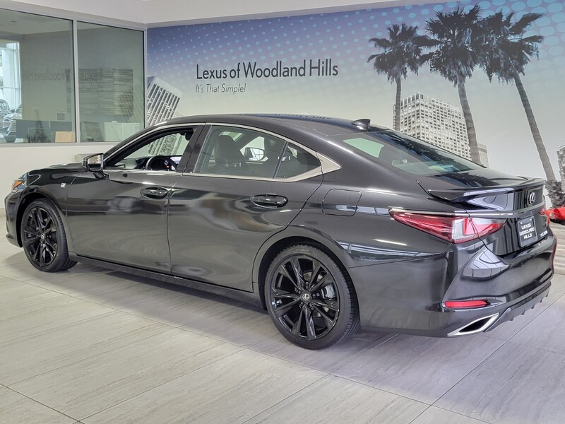 2022 Lexus ES 350 F SPORT photo 2