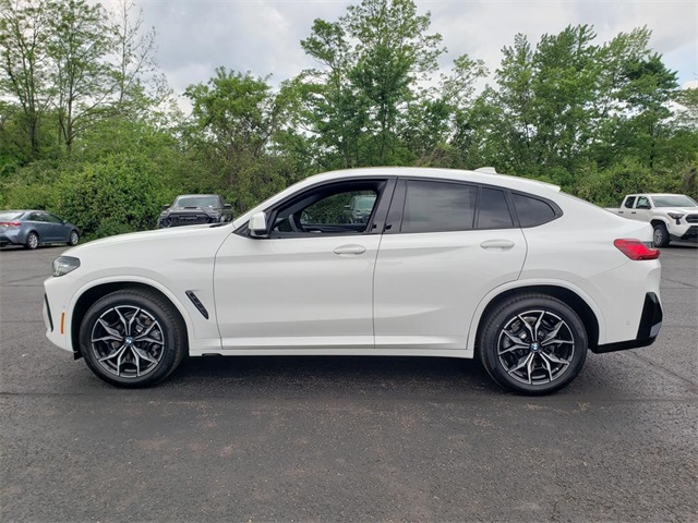 2025 Bmw X4 xDrive30i photo 2