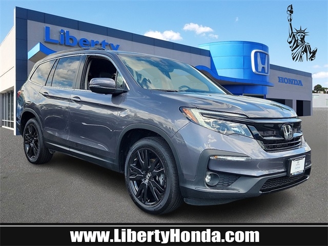 2022 Honda Pilot SE's photo