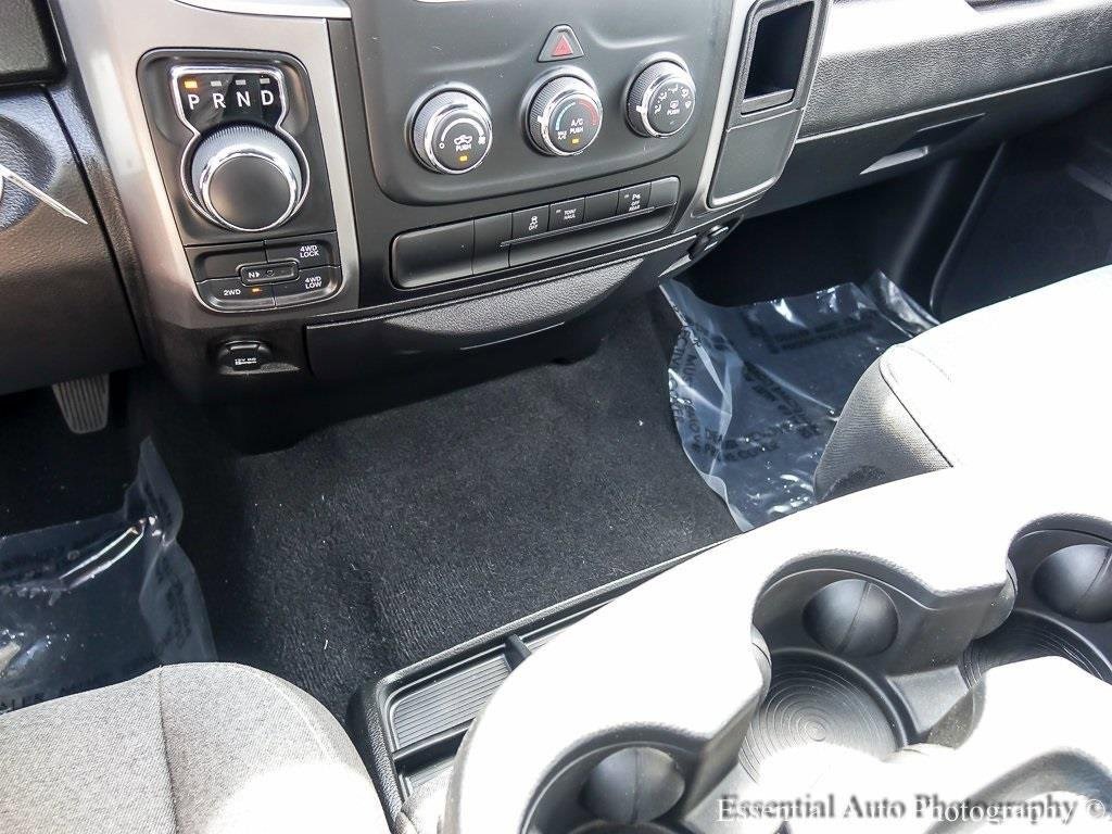 2024 RAM 1500 - Image 16