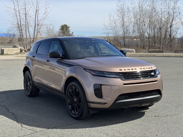 2026 Land Rover Range Rover Evoque S photo 4