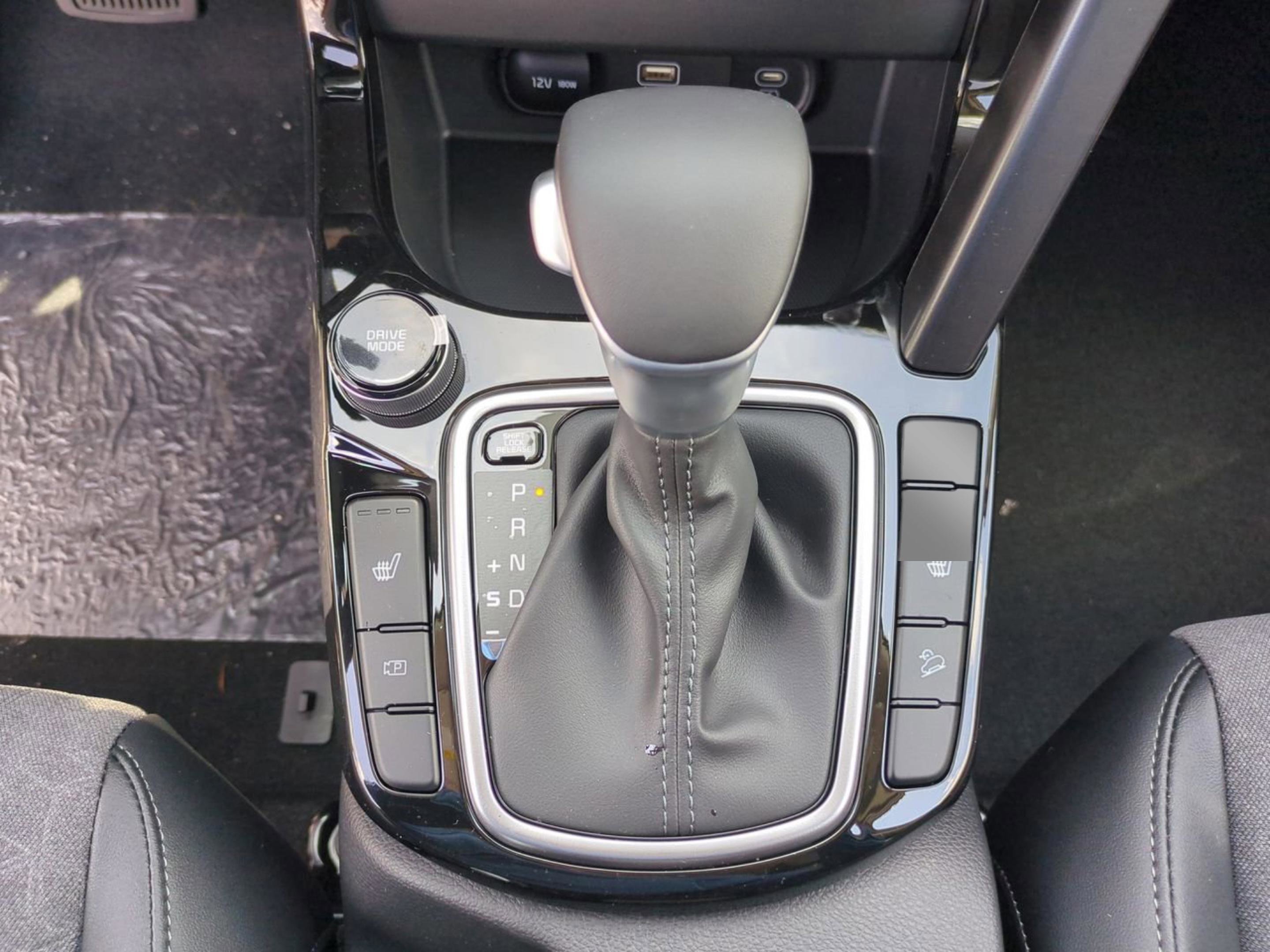2025 Kia Seltos S photo 16