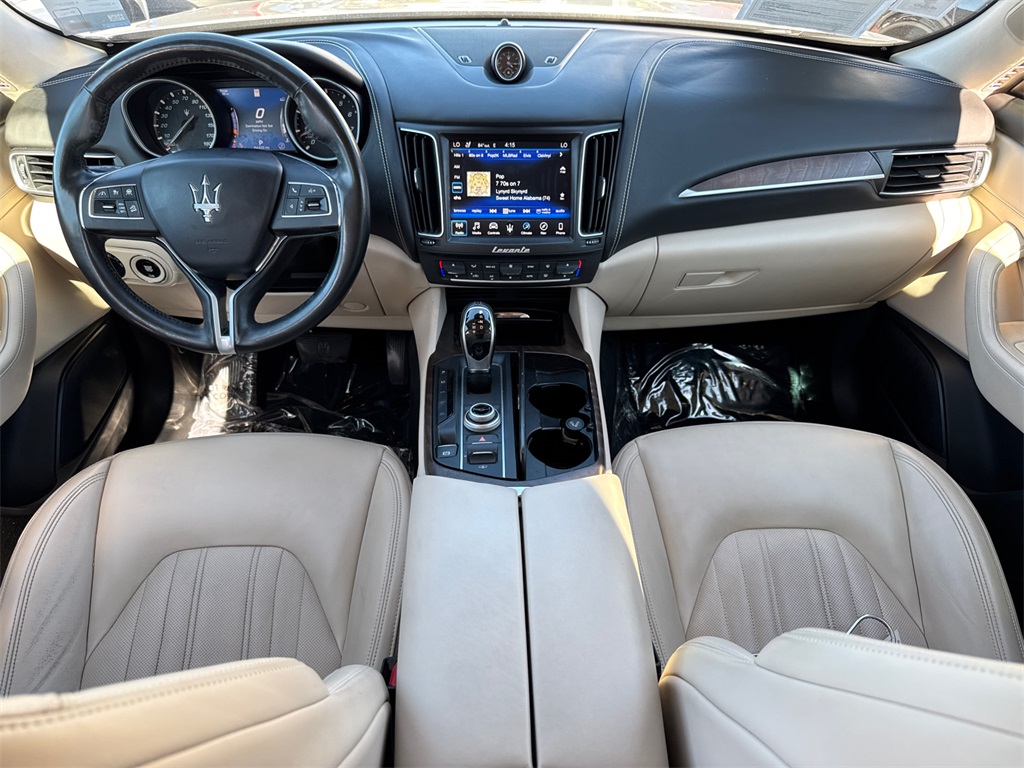 2018 Maserati Levante Base photo 20