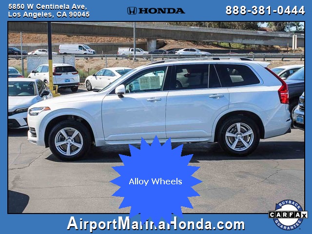 2018 Volvo XC90 T5 Momentum photo 3