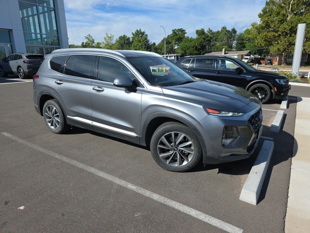 2019 Hyundai Santa Fe Ultimate photo 2