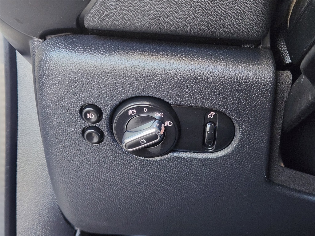 2019 Mini Cooper Hardtop S photo 17