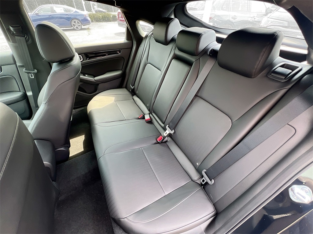 2026 Honda Civic Hatchback Hybrid Sport Touring photo 10